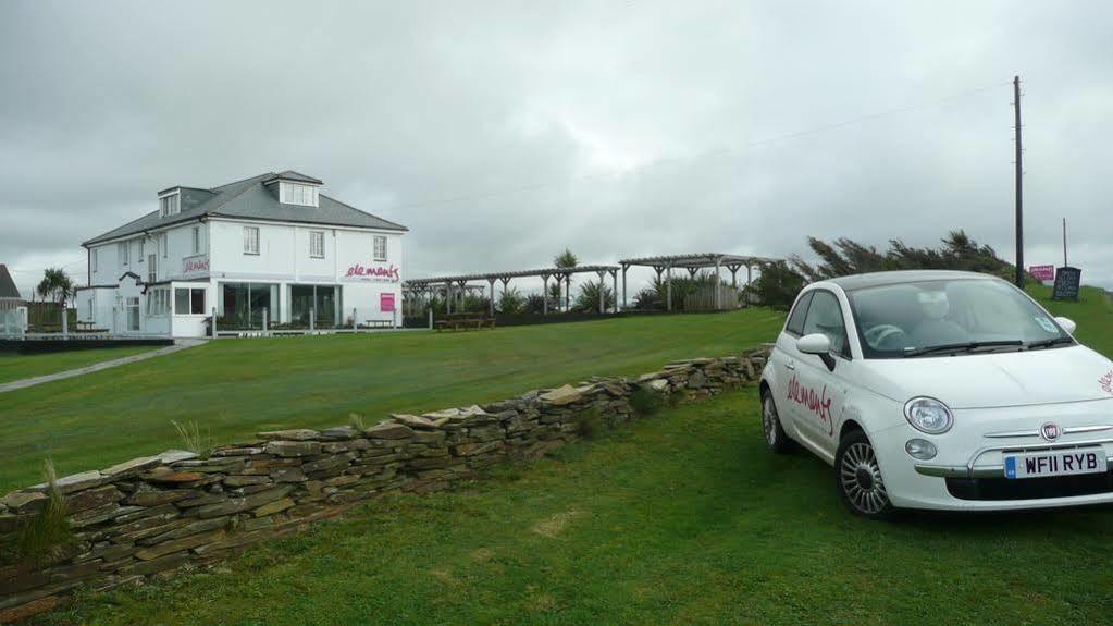 Hotel Elements à Bude Extérieur photo