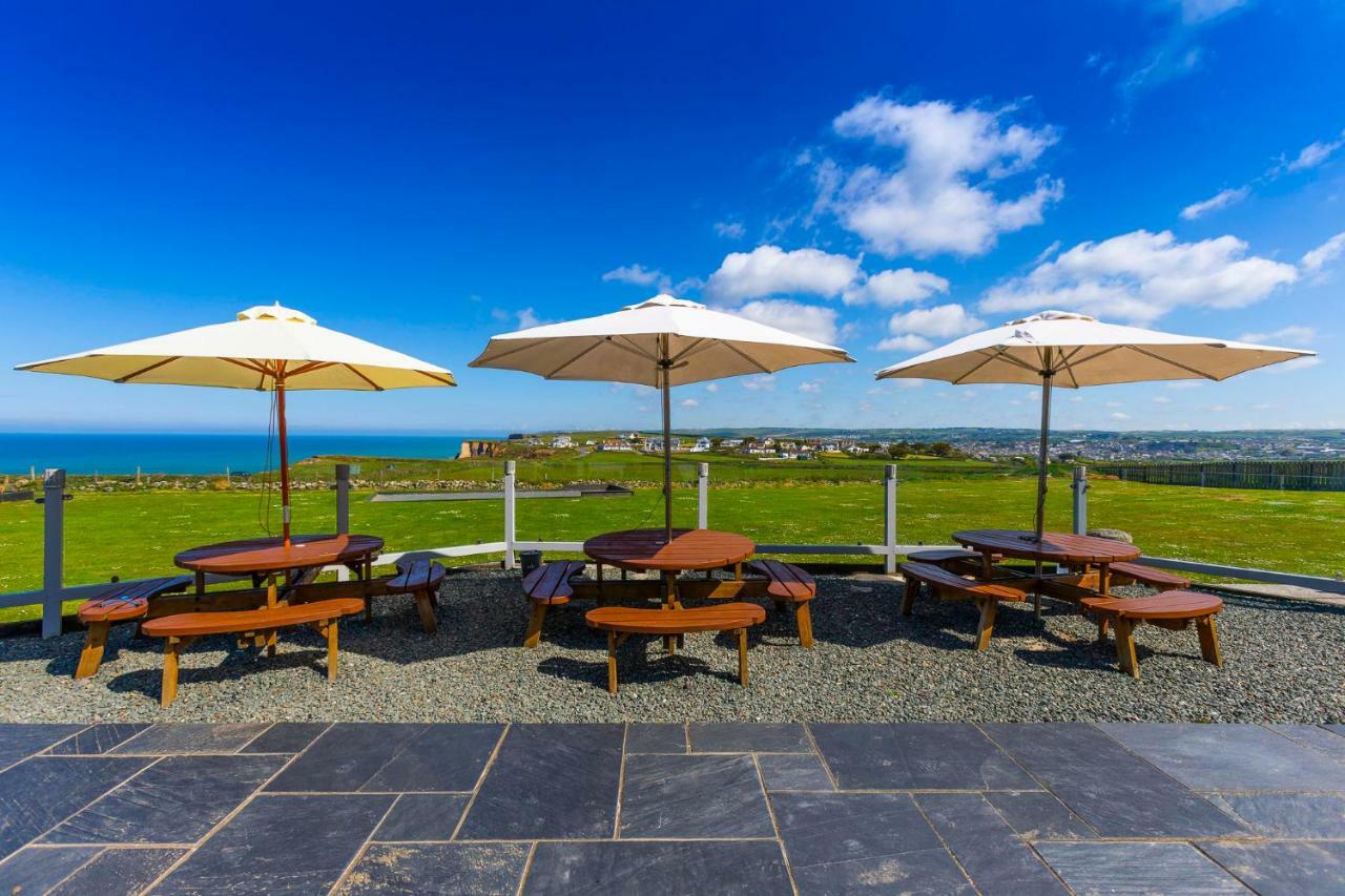 Hotel Elements à Bude Extérieur photo